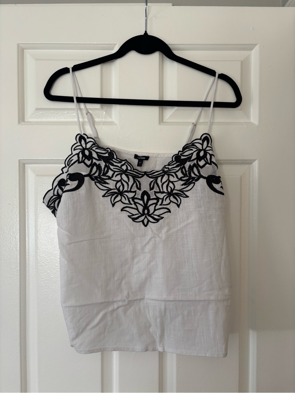Express White Camisole with Black Floral Embroidery - Size L - Linen Blend - NWT